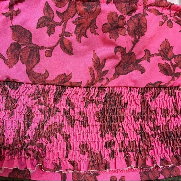 Women’s Urban Outfitters Pink Floral Crop Top Size M - Picture 7 of 8